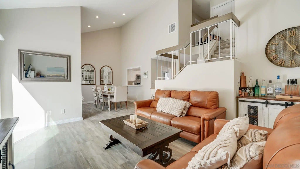 3024 Plaza Natalia, Bonita