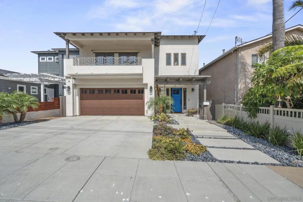 2264 Soto St, POINT LOMA