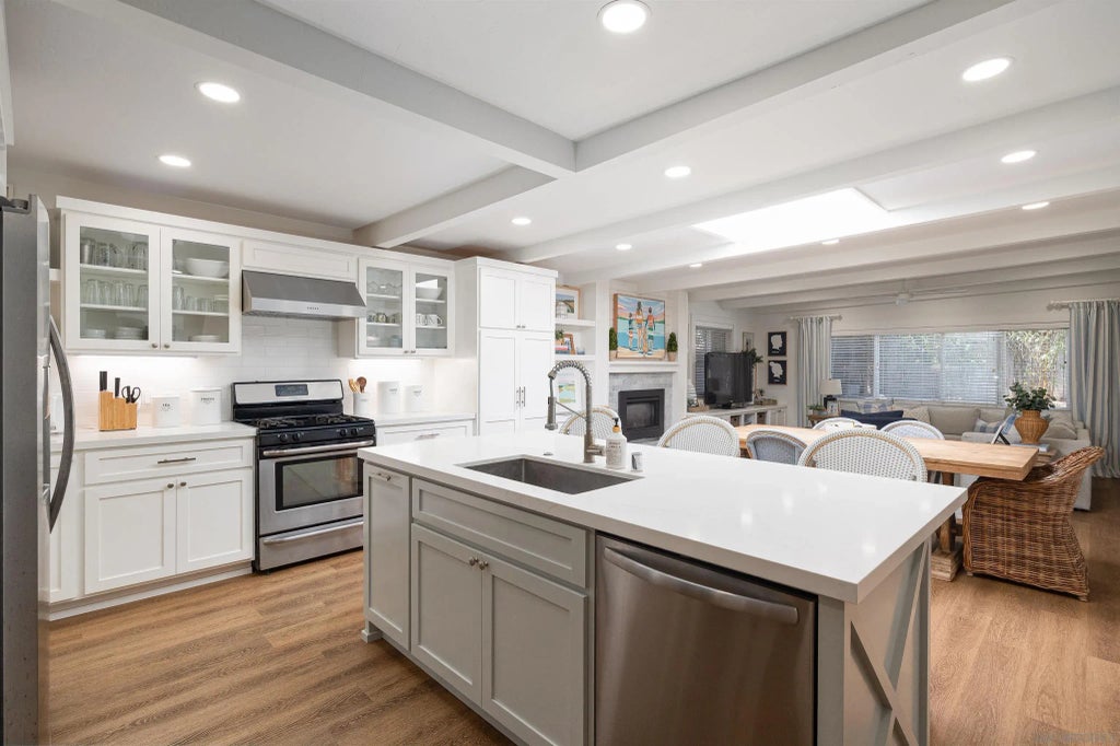 4874 Longford Street, CLAIREMONT
