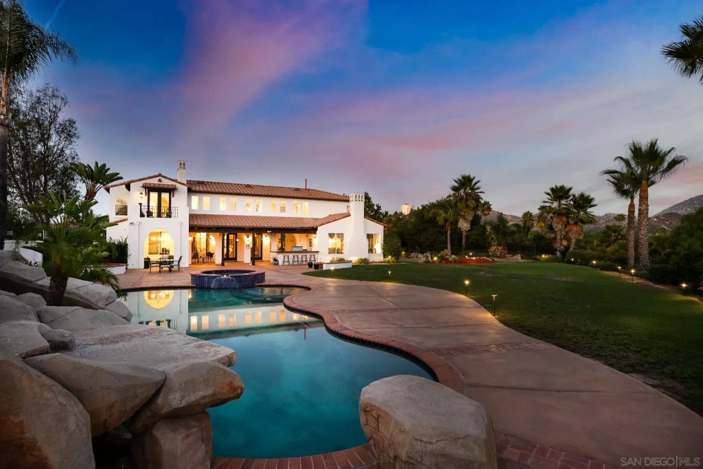 13625 Antelope Sta, Poway