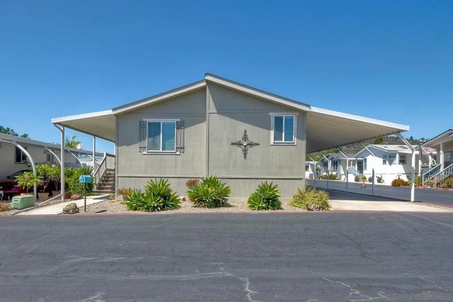 1401 El Norte Parkway 34, San Marcos