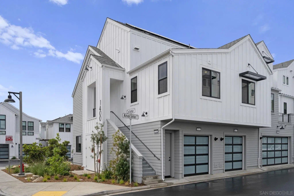 1400 Anacona Pl 201, Encinitas