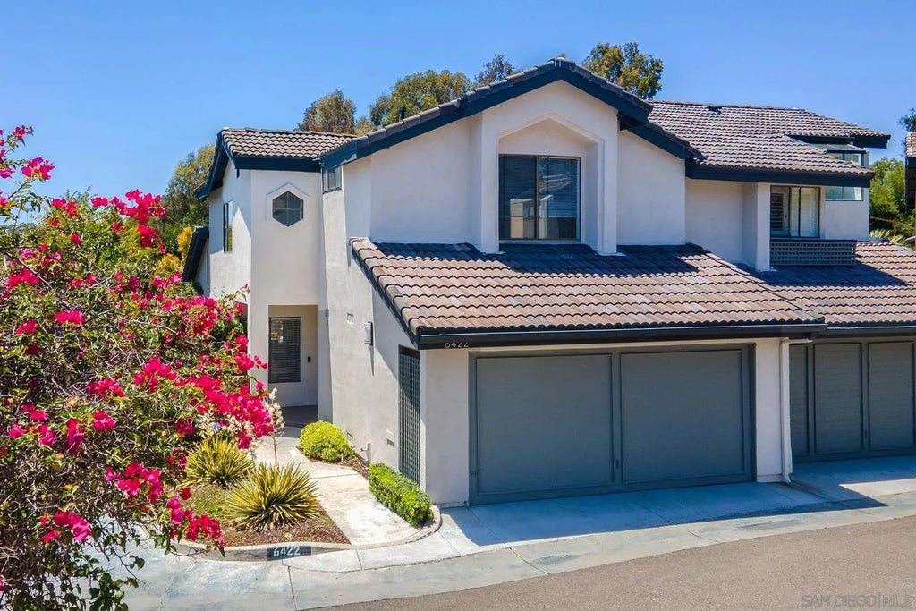 6422 Caminito Listo, BAY PARK