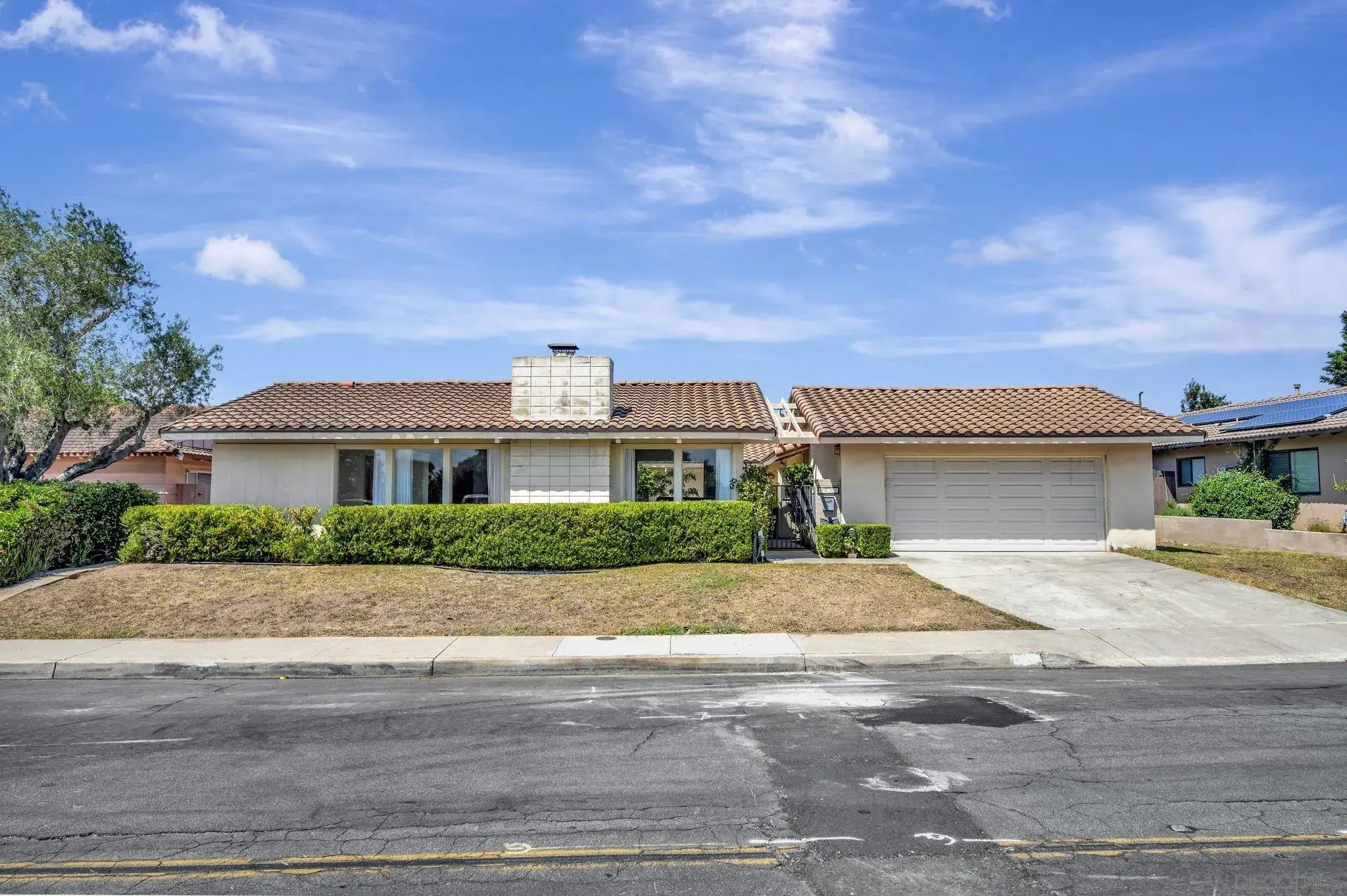 Photo of Listing #250038209