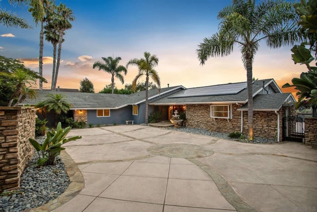 4143 Sunnyhill Dr, Carlsbad