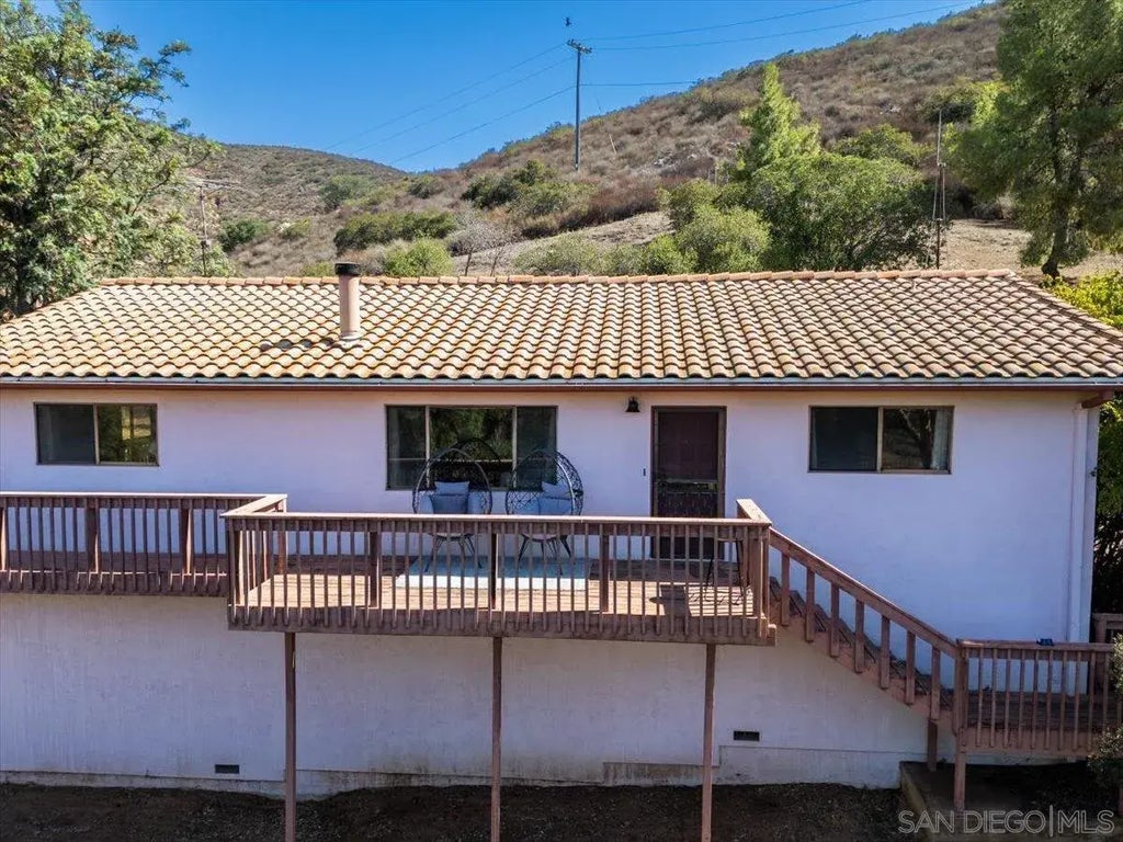 18470 Highway 94, Dulzura