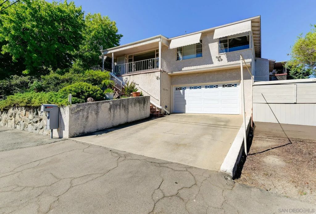 4734 Garfield St, La Mesa