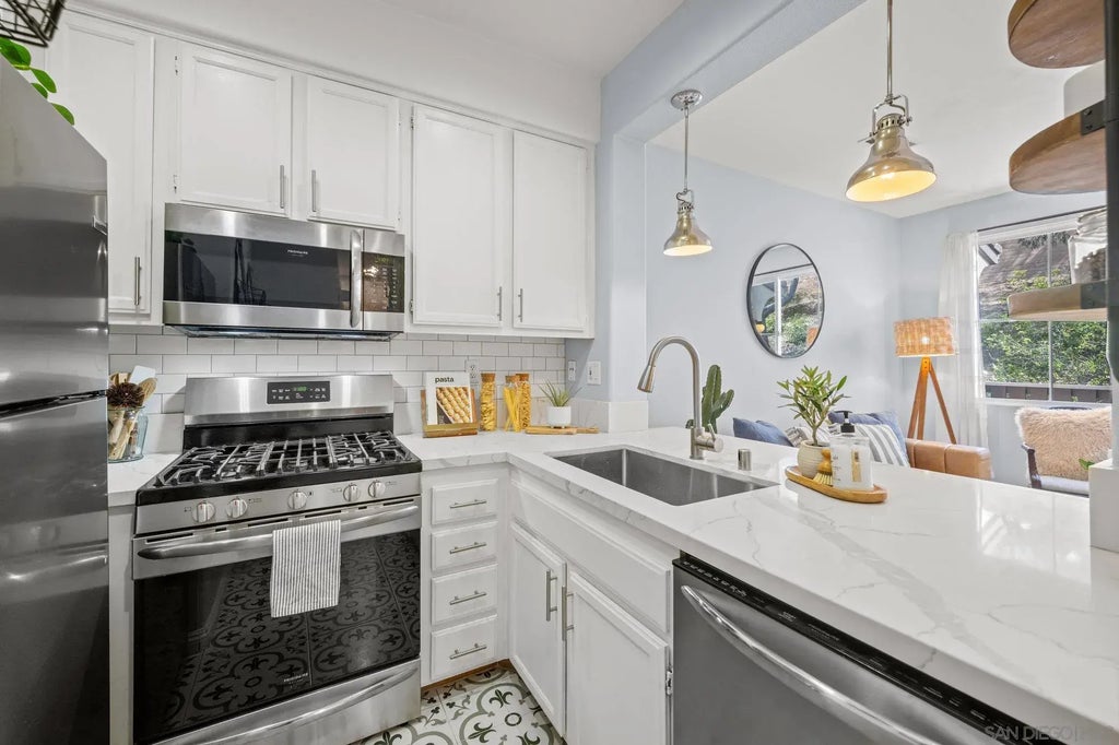 6008 Paseo Salinero, Carlsbad