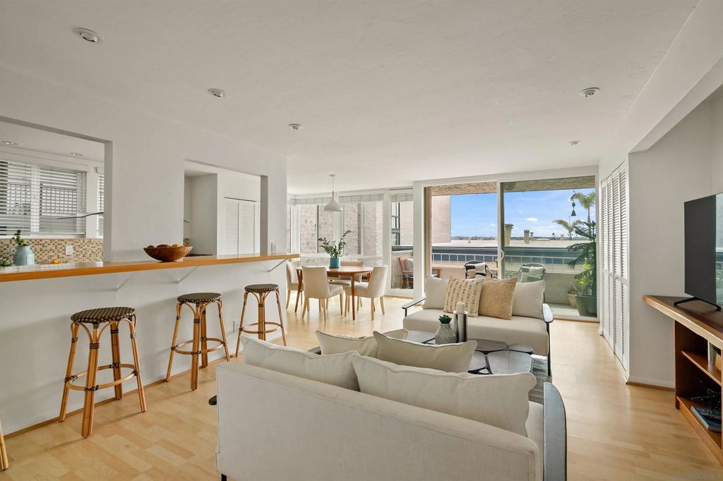 3920 Riviera Dr H, Pacific Beach
