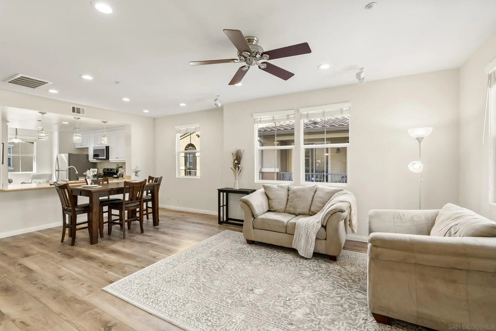 10214 Daybreak Ln Unit 6, Santee