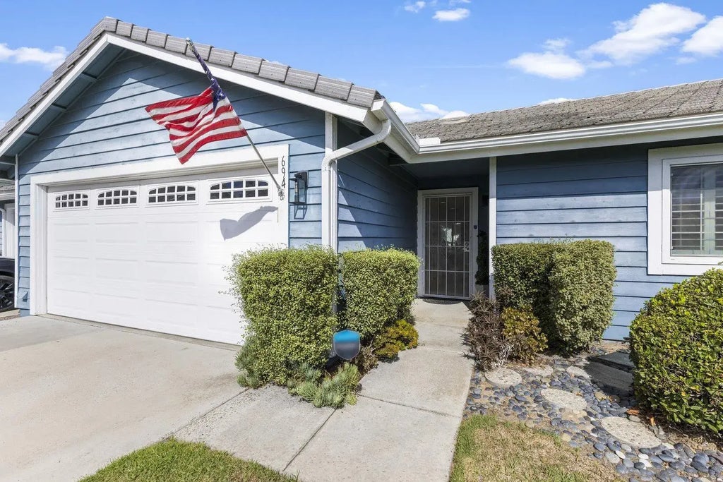 694 Summer View Cir, Encinitas