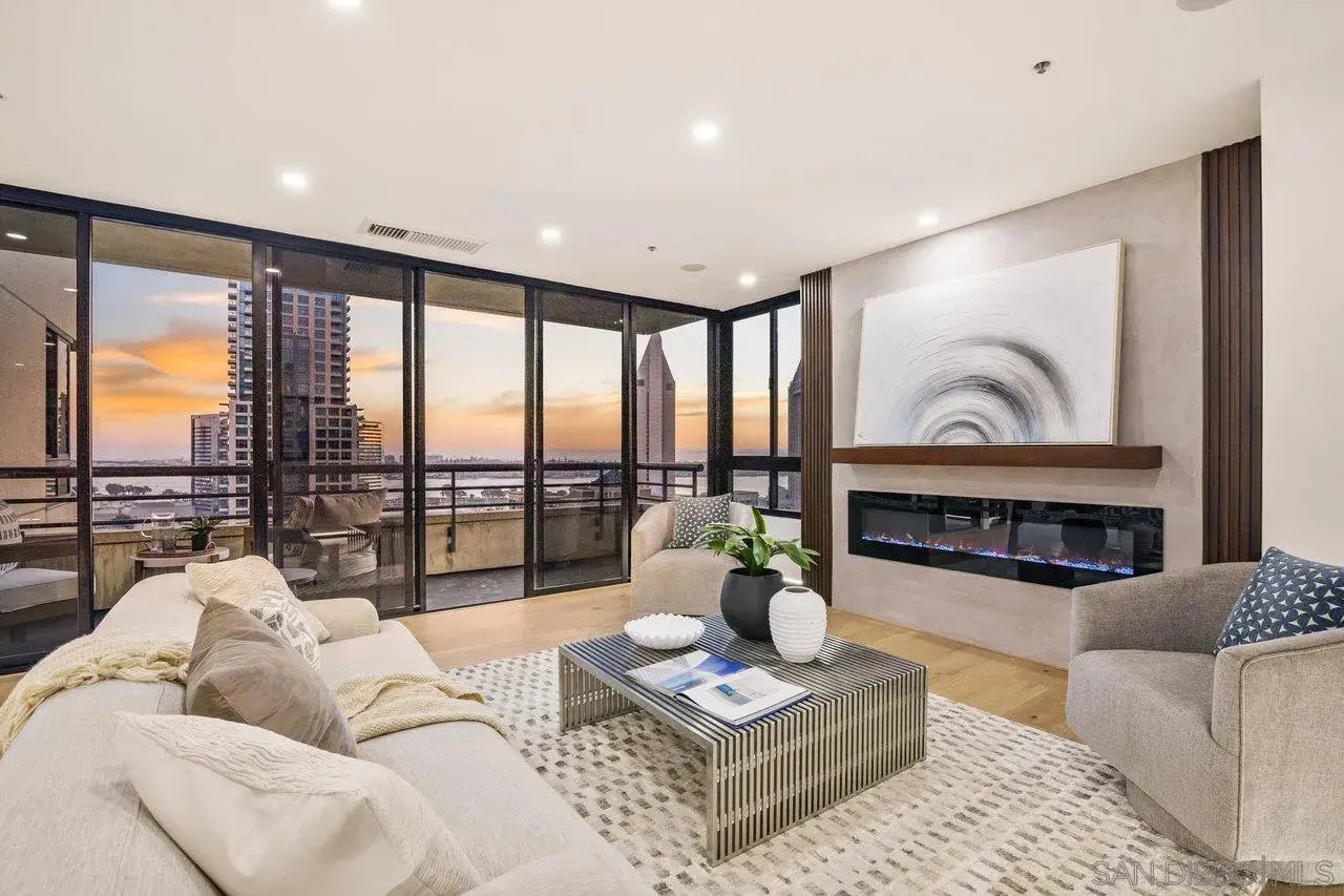 Photo of Listing #250039305