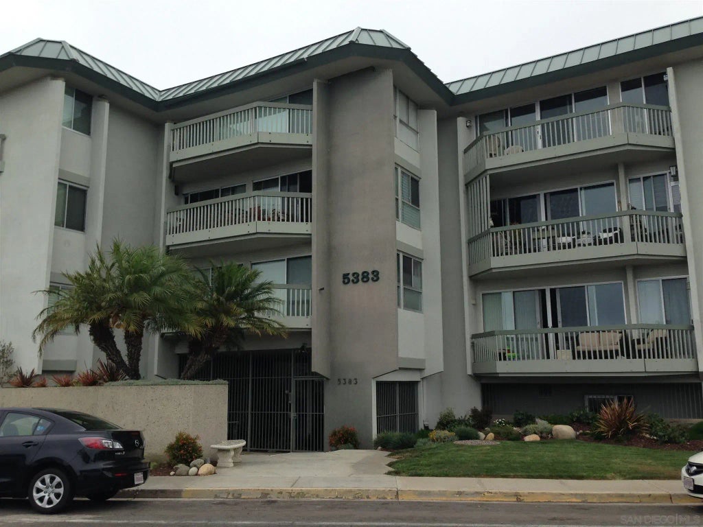 5383 Chelsea St 306, La Jolla