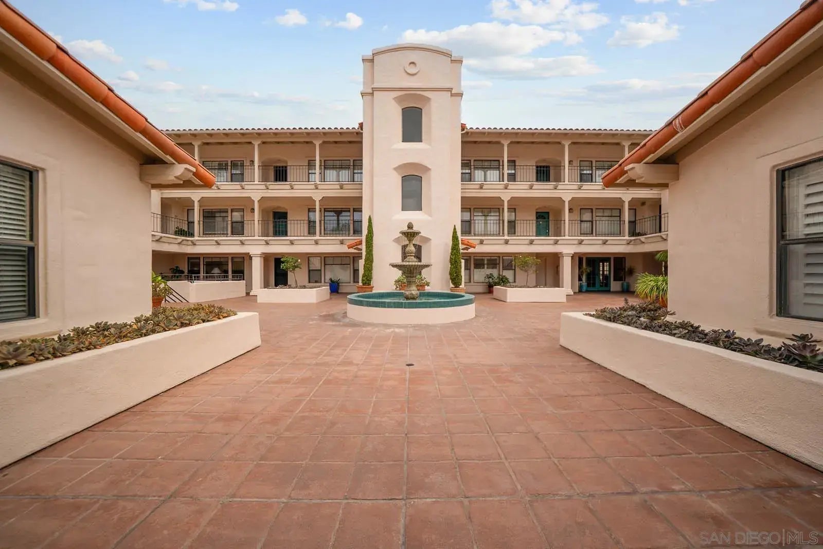 Photo of Listing #250039534