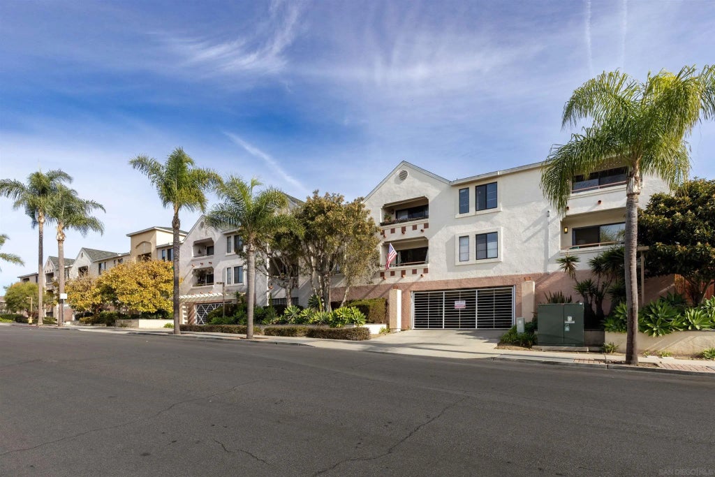 4545 Arizona St 101, UNIVERSITY HEIGHTS