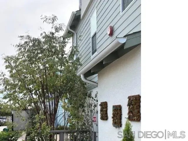 2675 Roosevelt St, Carlsbad