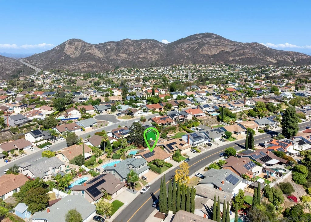 8041 Laurelridge Road, DEL CERRO