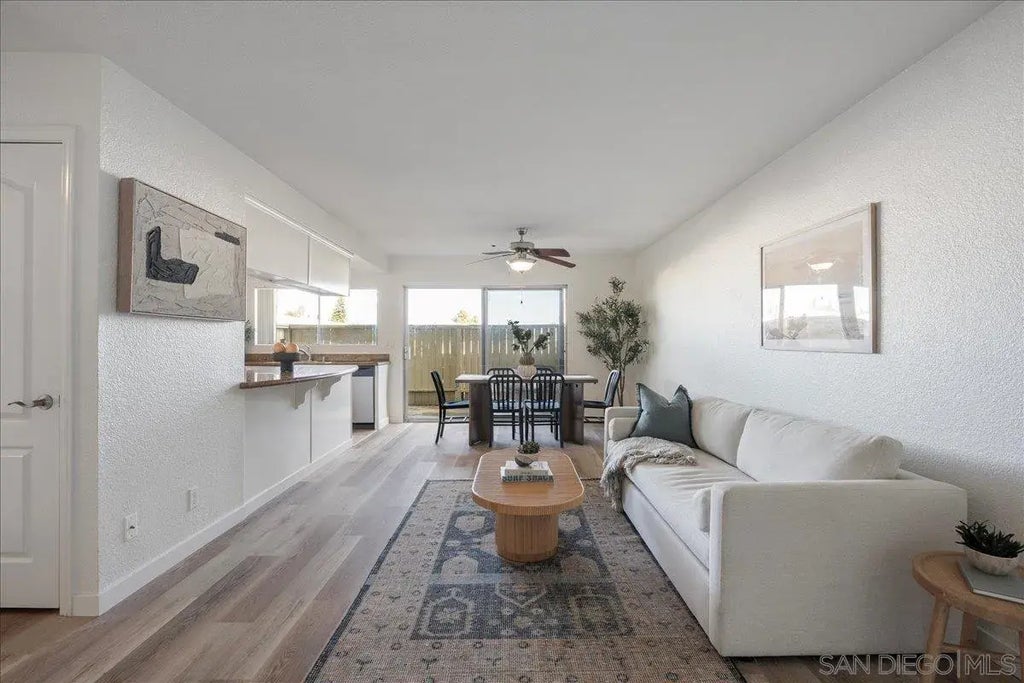 615 Fredricks Ave 149, Oceanside