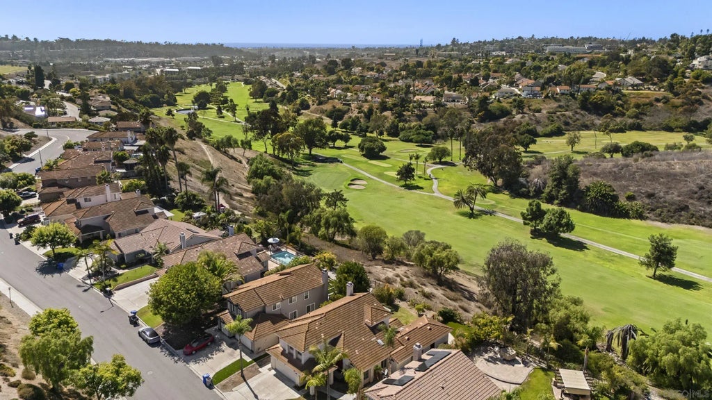 2332 Back Nine St, Oceanside