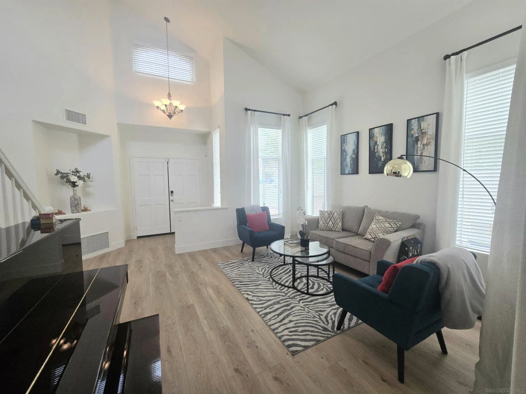 4802 Baroque Ter, Oceanside