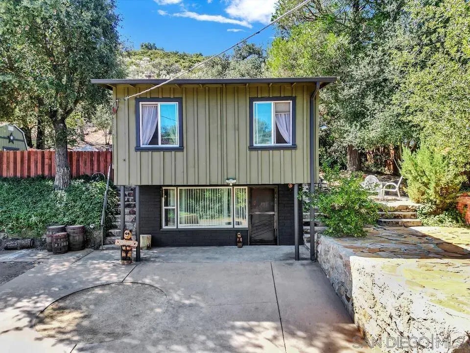 9720 Oak Grove Dr, Descanso