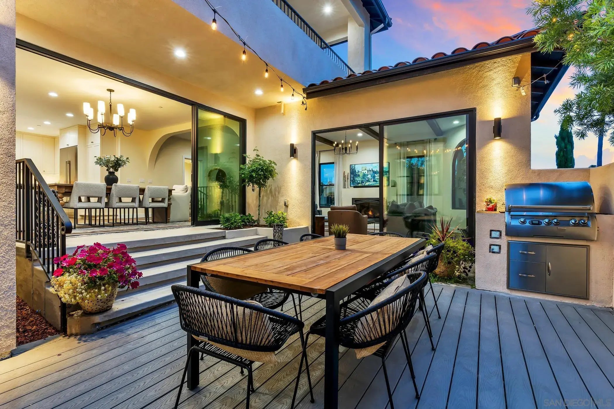 Photo of Listing #250040578