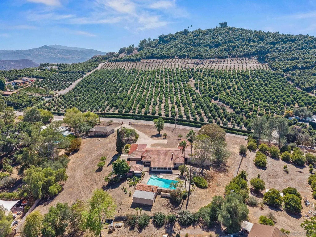 2652-54 Mountain View Dr, Escondido