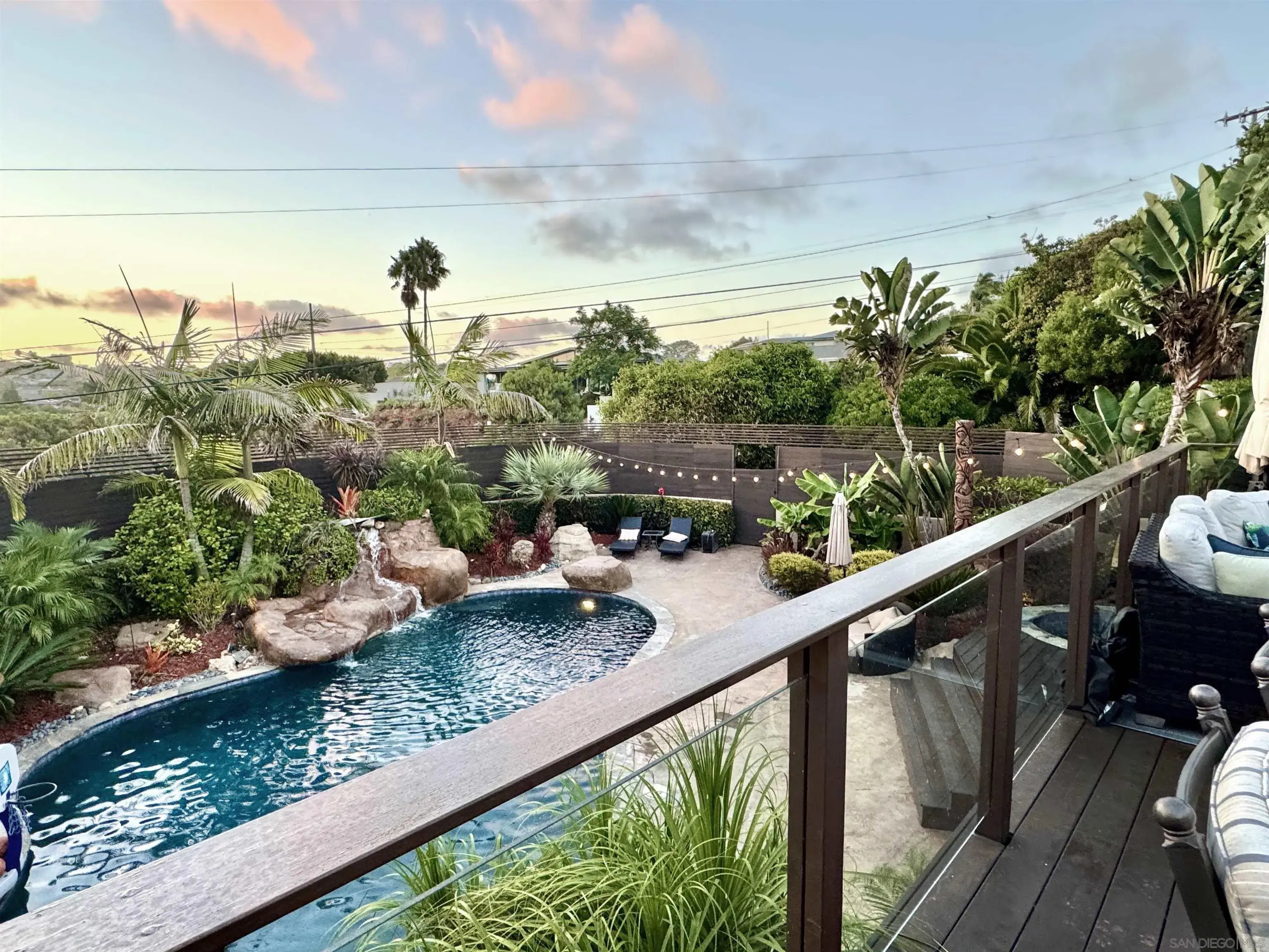 Photo of Listing #250040713