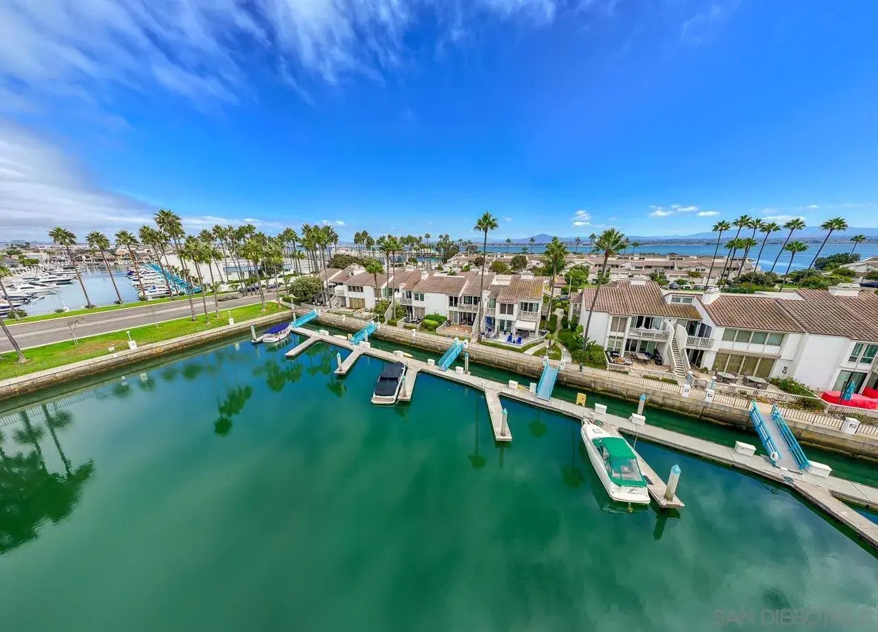 Photo of Listing #250040851