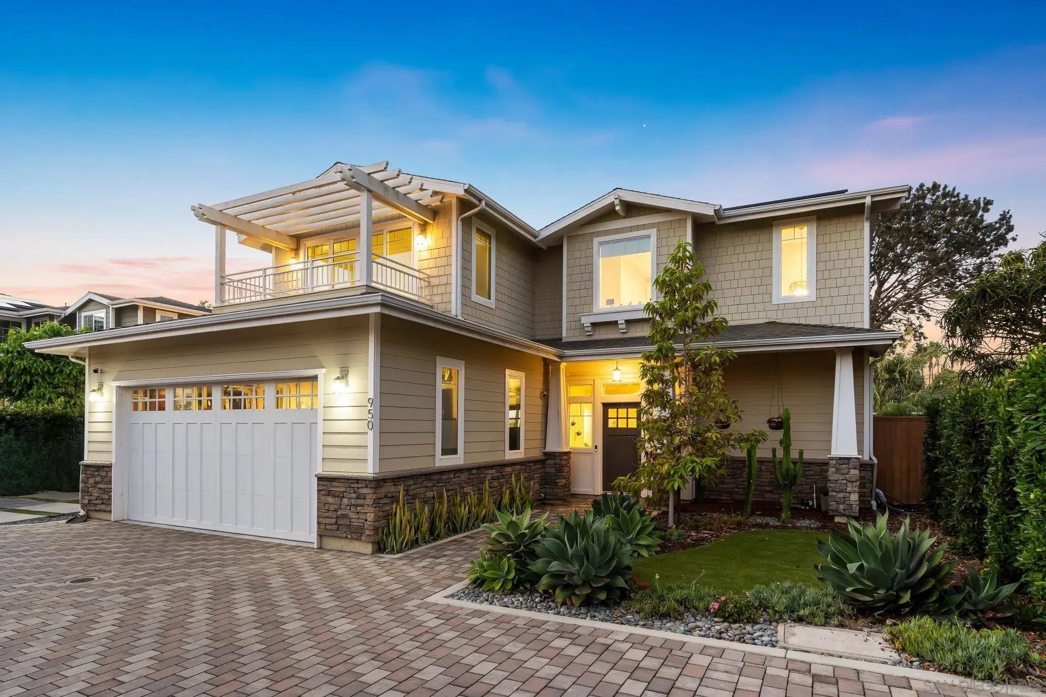 Photo of Listing #250041501