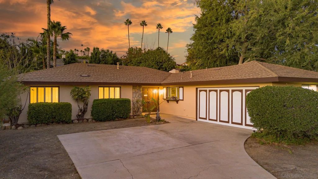 10020 Bonnie Vista Dr., La Mesa