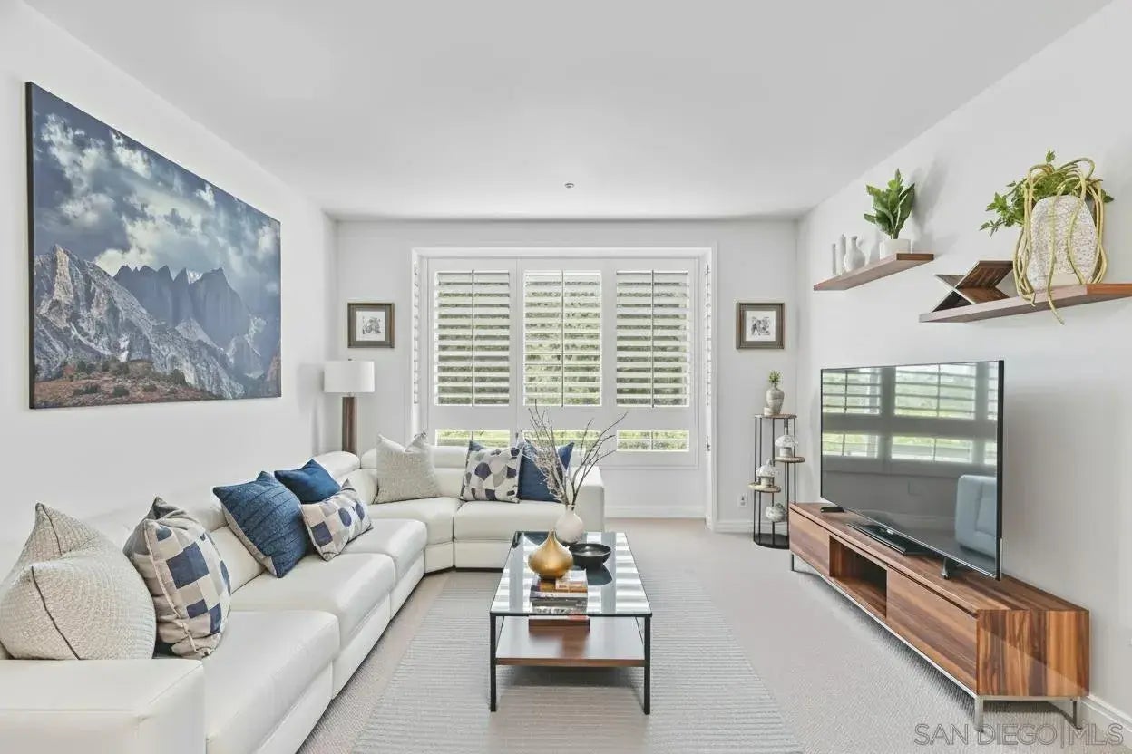 Photo of Listing #250042041