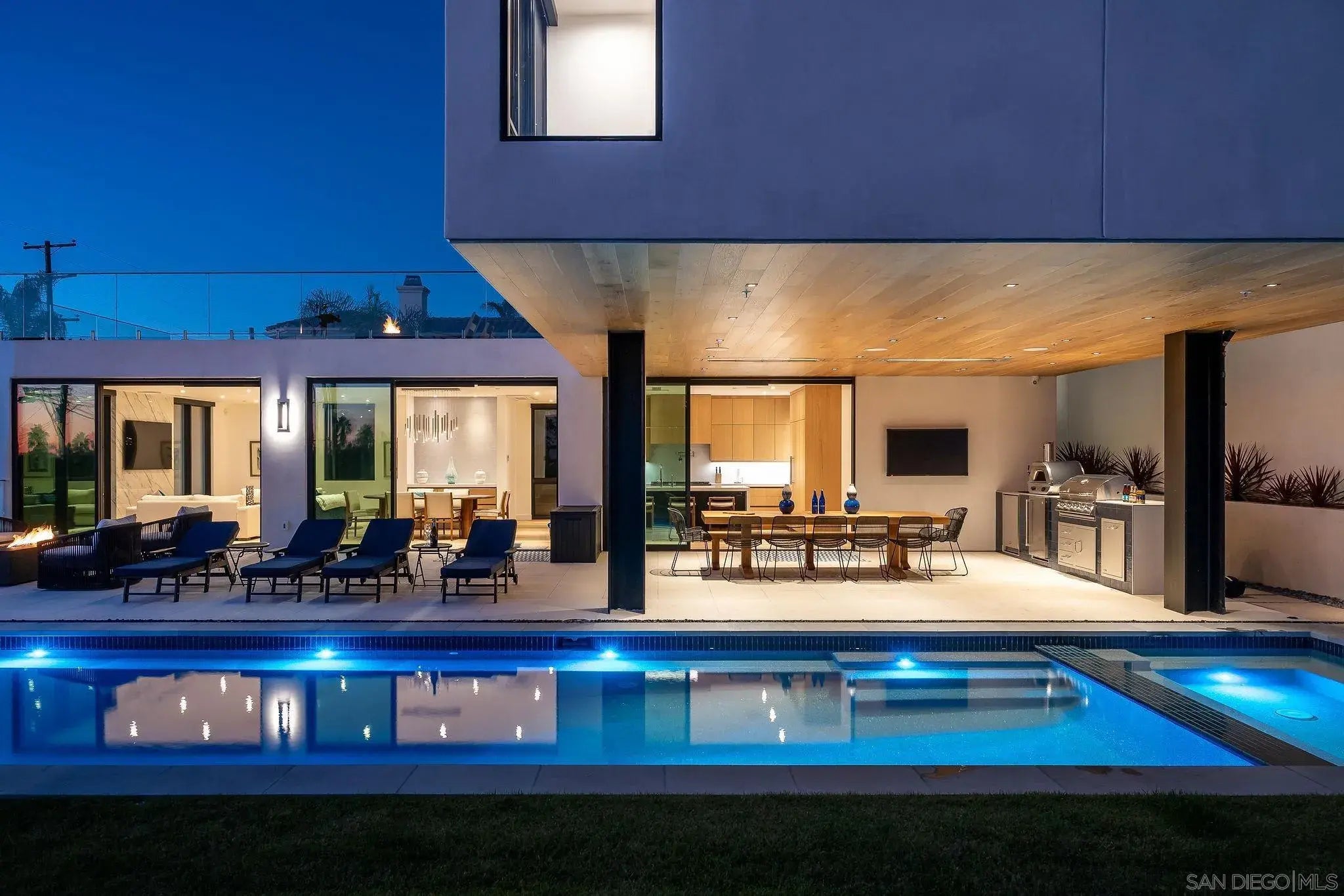 Photo of Listing #250042157