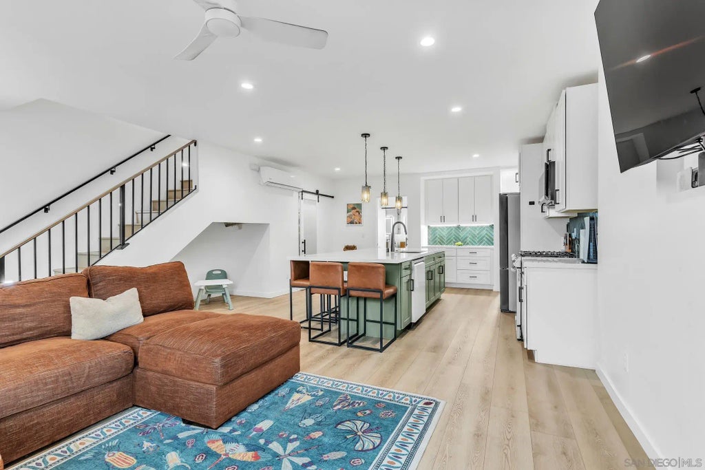 2146 Franklin Ave Southwest, LOGAN HEIGHTS