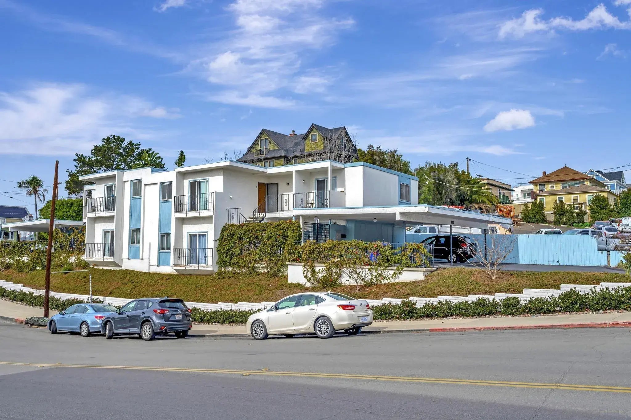 Photo of Listing #250042193