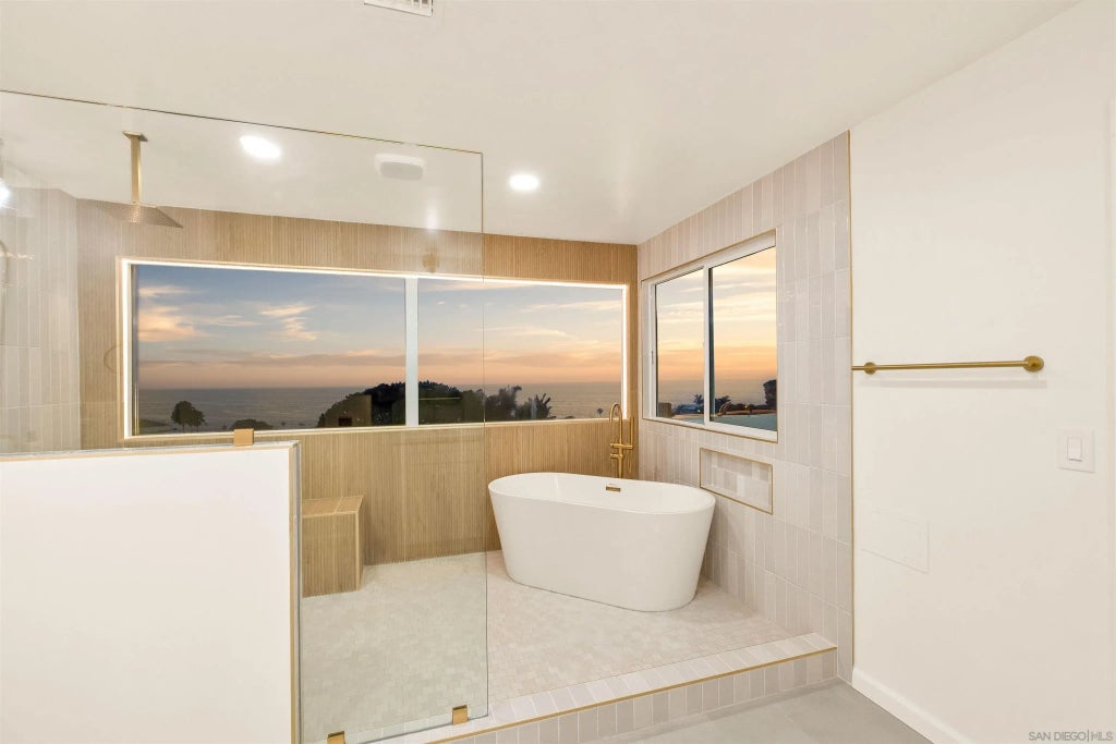 4328 Piedmont, POINT LOMA