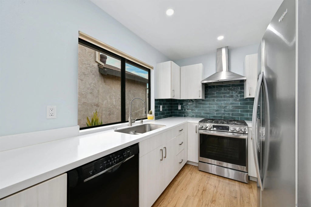 10314 Rochelle Ave, Santee