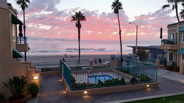 400 N The Strand 21, Oceanside