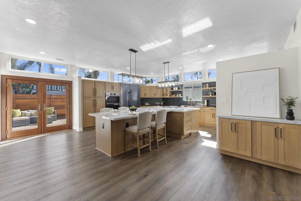 5150 Bristol Road, KENSINGTON