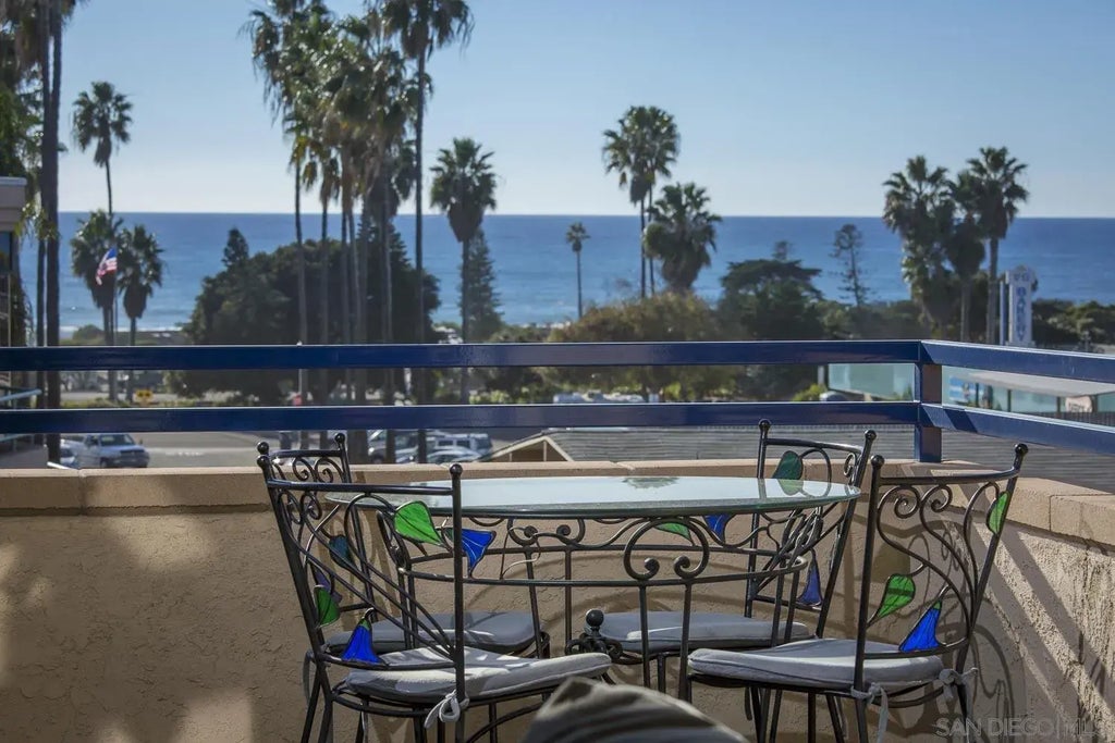 2154 Manchester Ave, Cardiff By The Sea