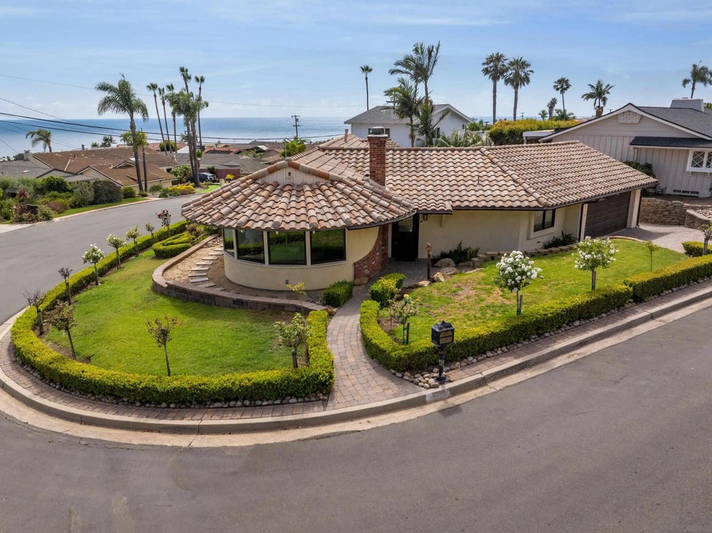 5602 Ladybird Lane, La Jolla
