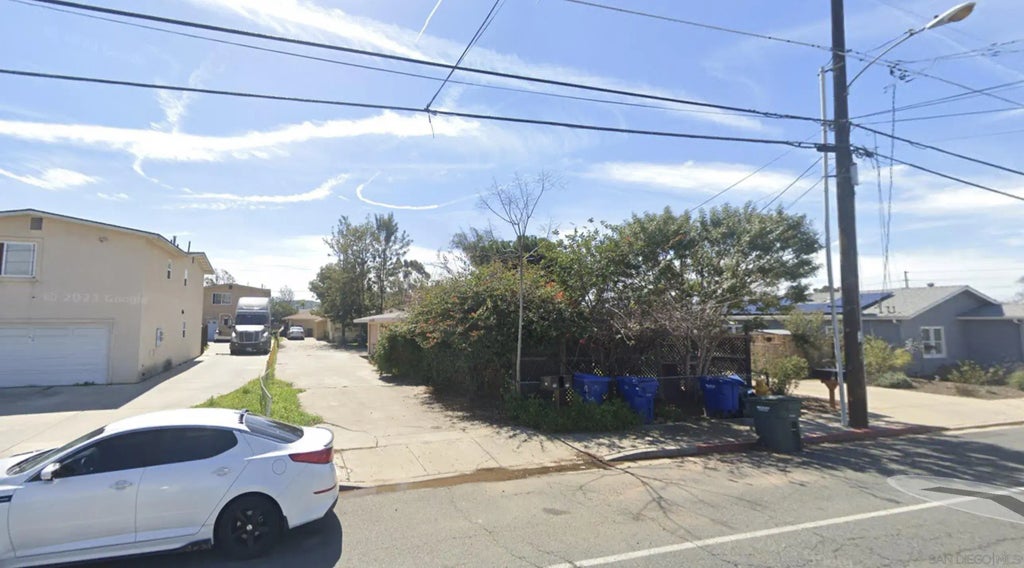 Marline Ave, El Cajon