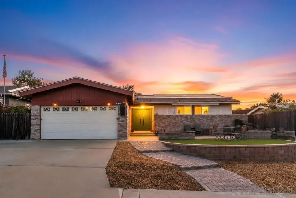 9337 Goyette Place, Santee