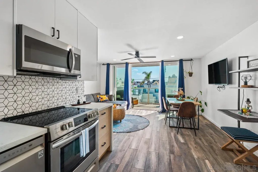 725 Redondo Ct 21, MISSION BEACH