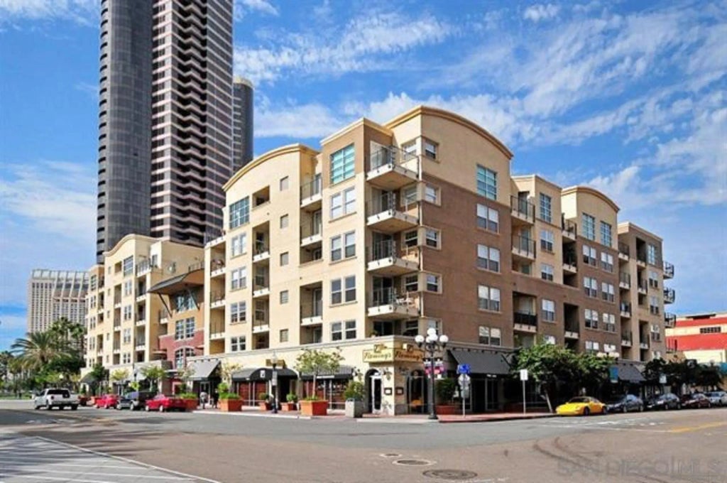 350 K St. 312, Downtown (DT)