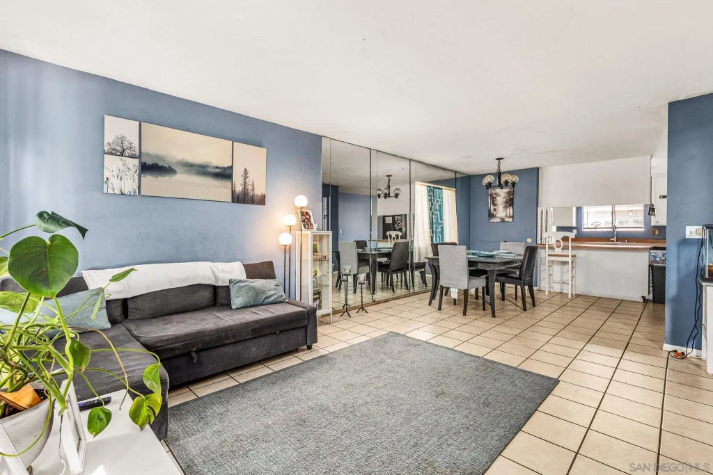 832 Hollister Street Unit B, SAN DIEGO