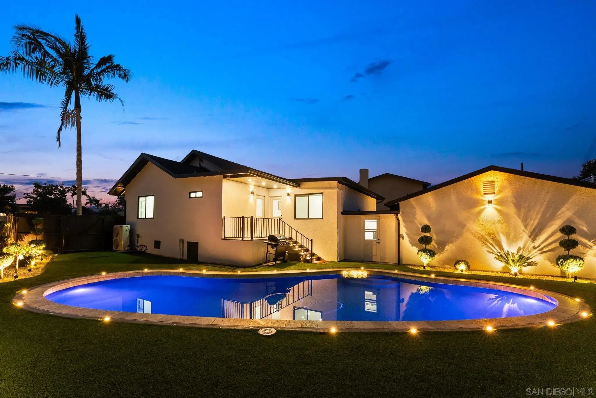 Photo of Listing #250042817