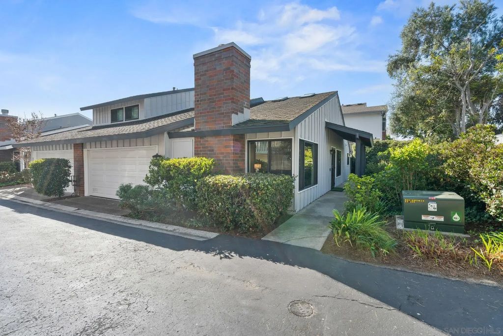8222 Caminito Modena, La Jolla