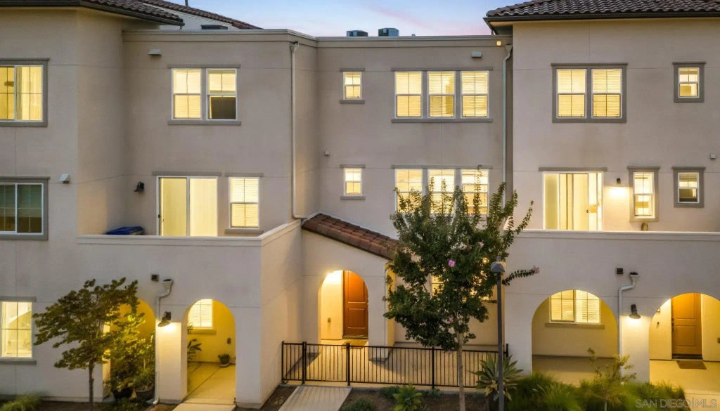 1251 Paseo Sea Breeze 17, SAN DIEGO