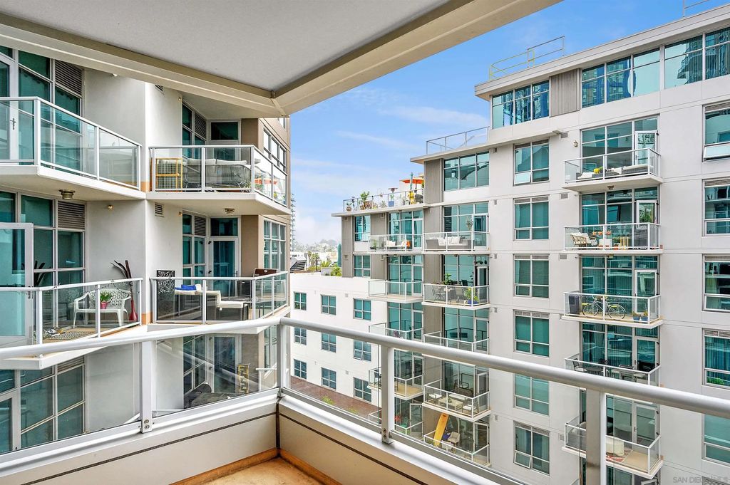 253 10th Ave 526, DOWNTOWN